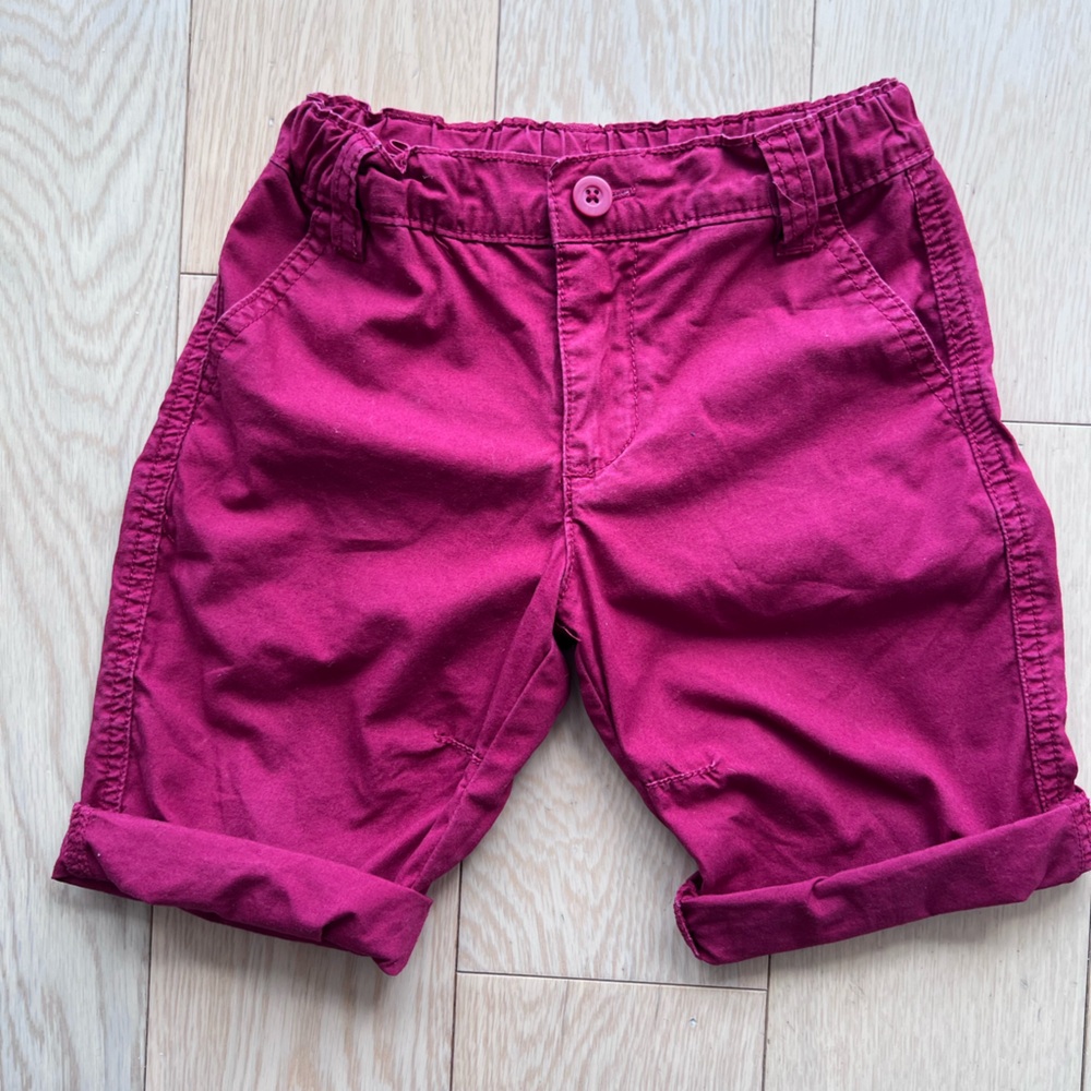 Burgundy Bermuda shorts size 3T